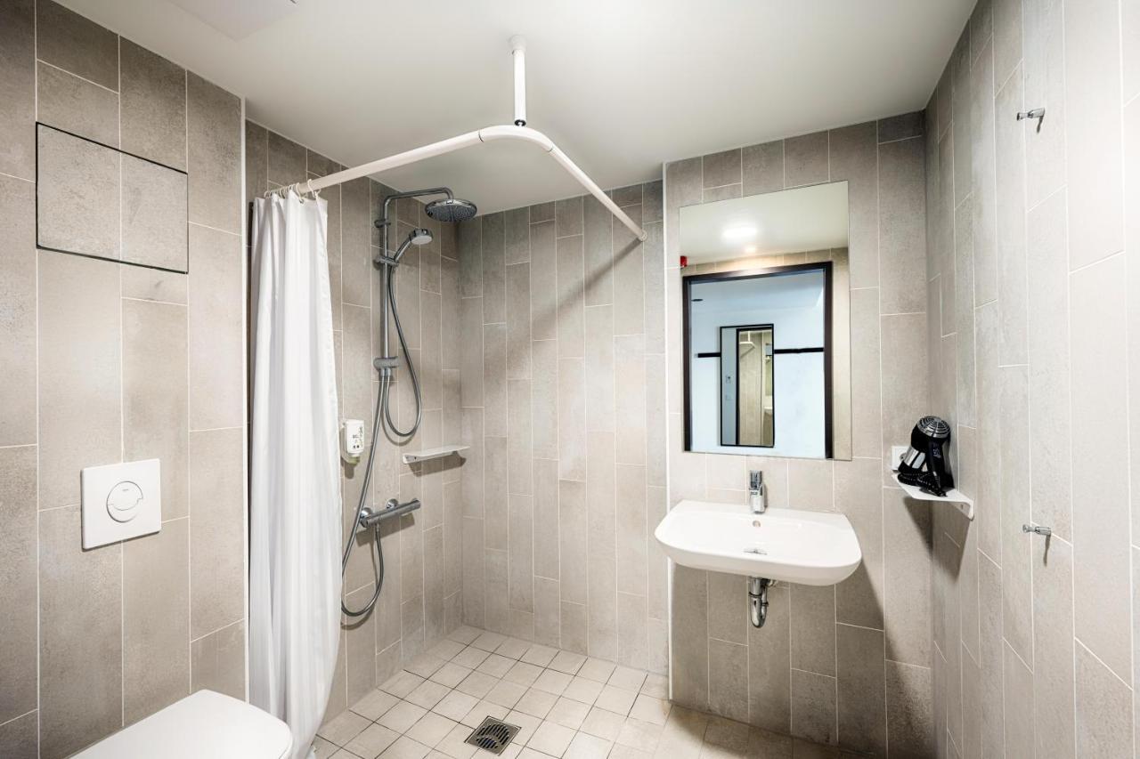 B&B Hotel Bochum-City Экстерьер фото